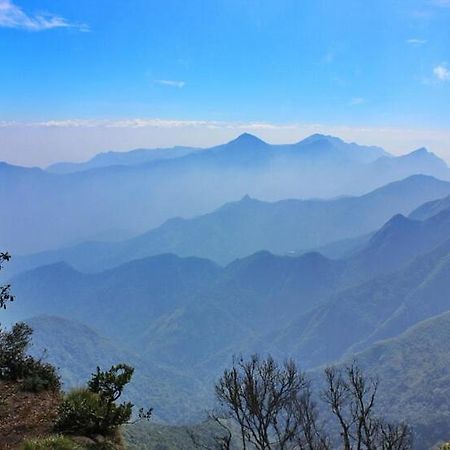 Aura Crimson Vistas Hotell Kodaikanal Eksteriør bilde