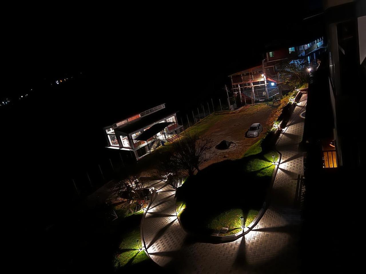 Aura Crimson Vistas Hotell Kodaikanal Eksteriør bilde