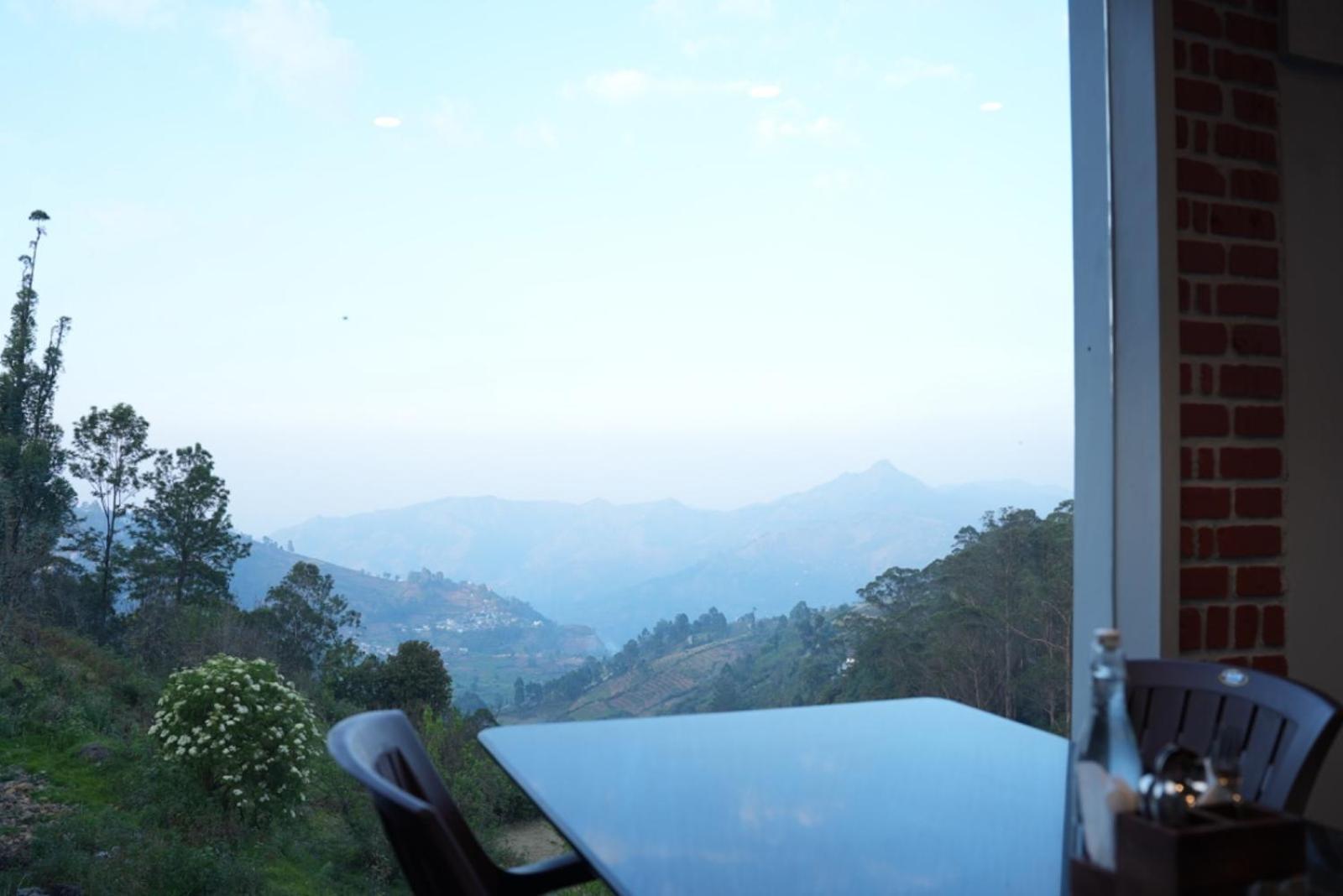 Aura Crimson Vistas Hotell Kodaikanal Eksteriør bilde