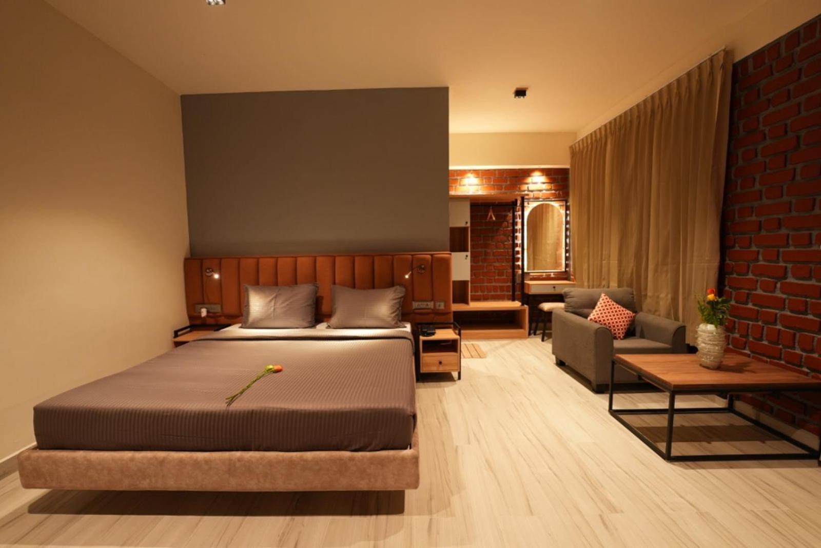 Aura Crimson Vistas Hotell Kodaikanal Rom bilde
