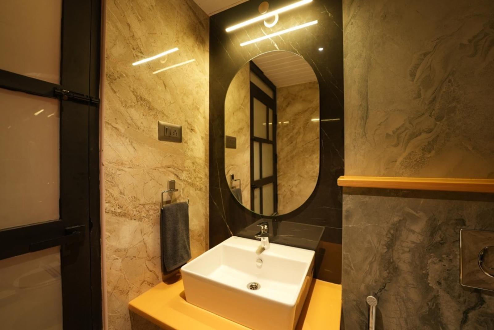 Aura Crimson Vistas Hotell Kodaikanal Rom bilde
